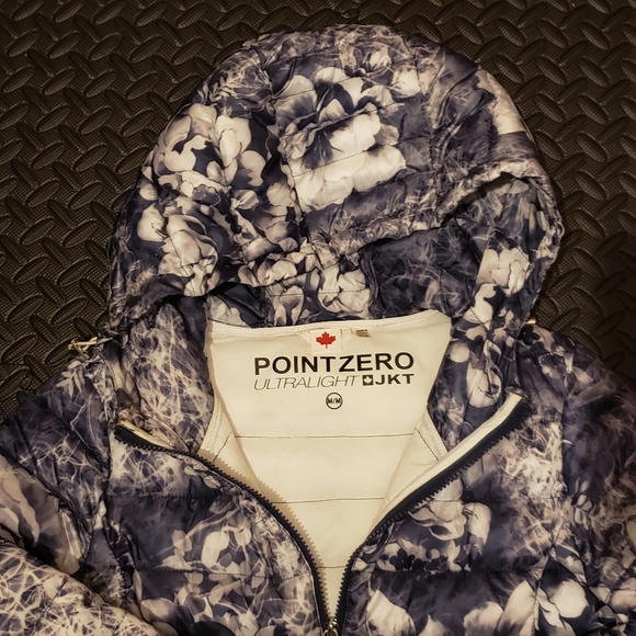 Point Zero - light waterproof jacket - Picture 2 of 2